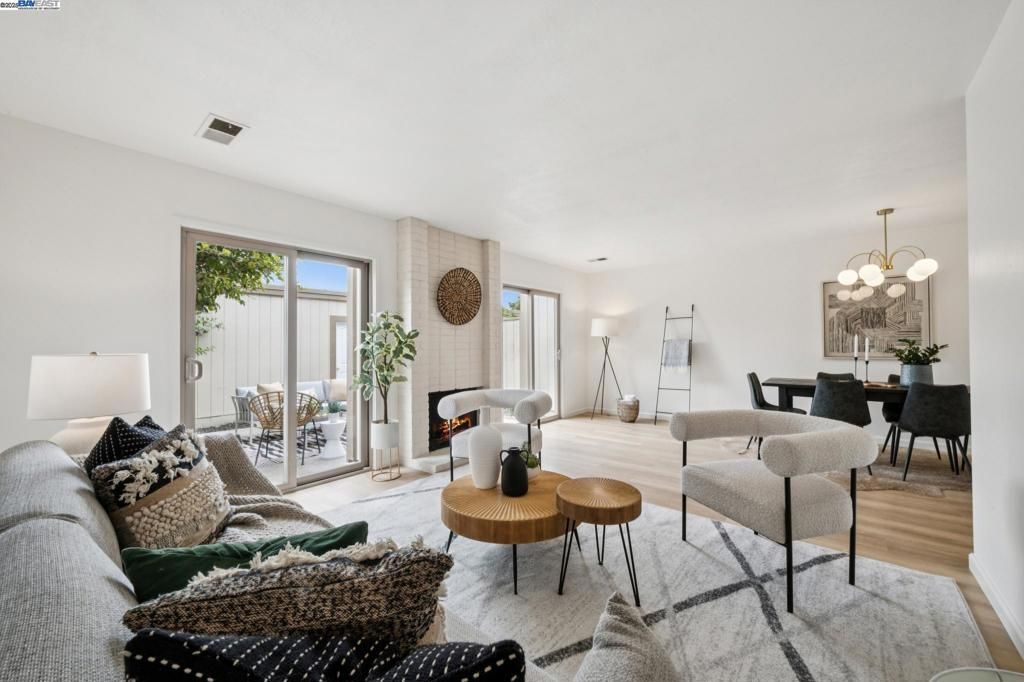 3344 Solomon Ln, Alameda, CA 94502