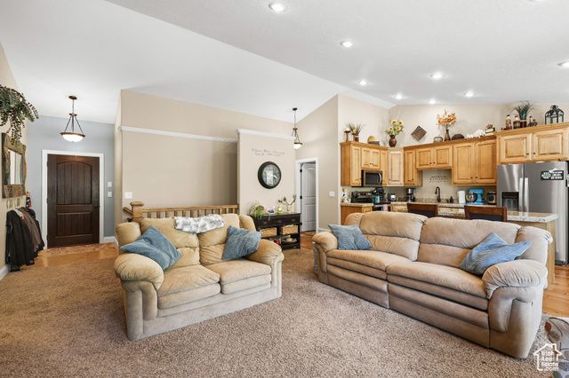 628 E COVE ST, Providence, UT 84332