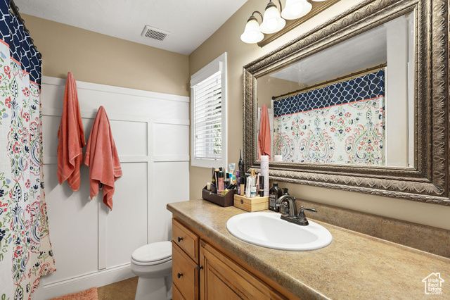 628 E COVE ST, Providence, UT 84332