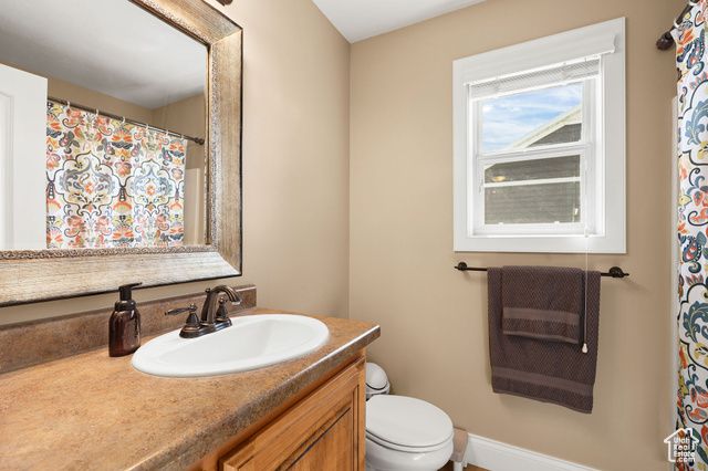 628 E COVE ST, Providence, UT 84332