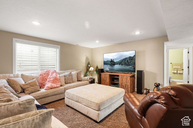 628 E COVE ST, Providence, UT 84332