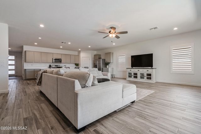 611 W Lexington Street, Vail, AZ 85641