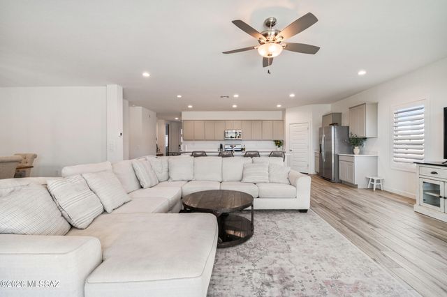 611 W Lexington Street, Vail, AZ 85641