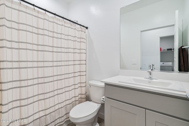 611 W Lexington Street, Vail, AZ 85641
