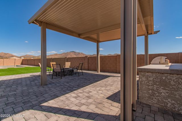 611 W Lexington Street, Vail, AZ 85641