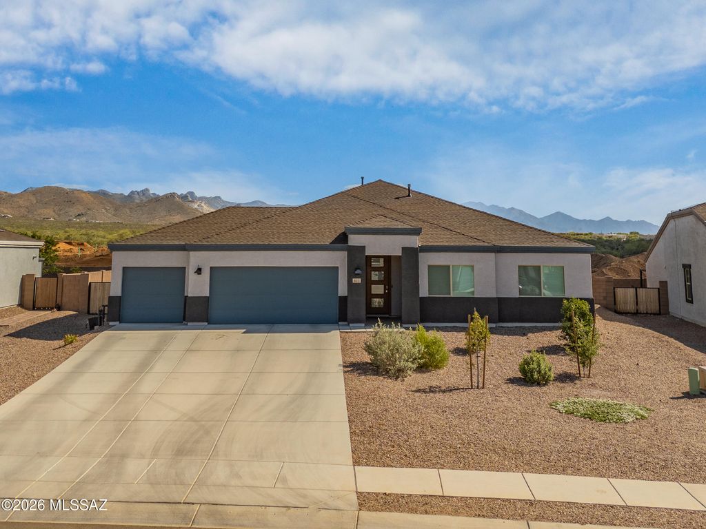 611 W Lexington Street, Vail, AZ 85641