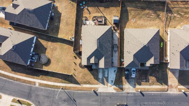 1203 W Missouri Avenue, Claremore, OK 74019