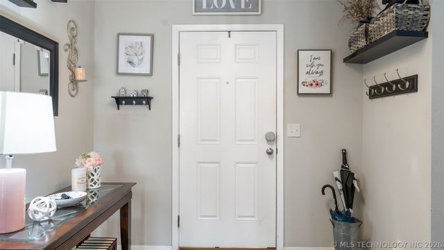 1203 W Missouri Avenue, Claremore, OK 74019