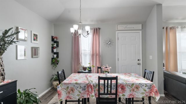 1203 W Missouri Avenue, Claremore, OK 74019