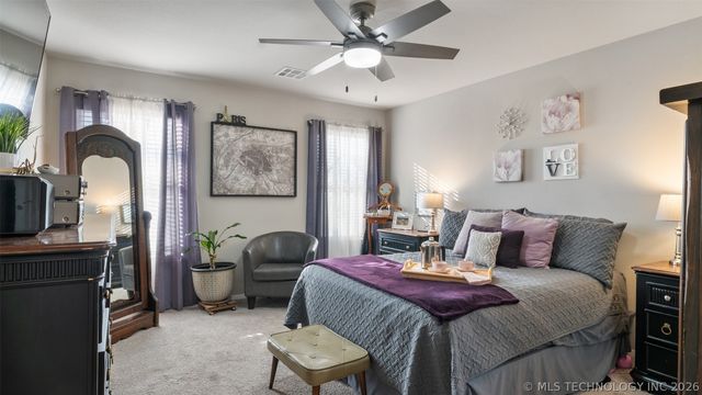 1203 W Missouri Avenue, Claremore, OK 74019