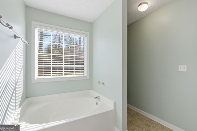 238 Ivy Hills Circle, Mount Airy, GA 30563