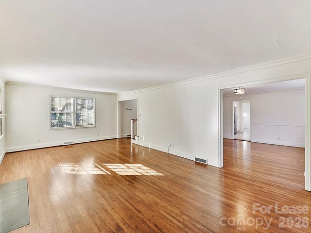 711 Mt Vernon Avenue, Charlotte, NC 28203