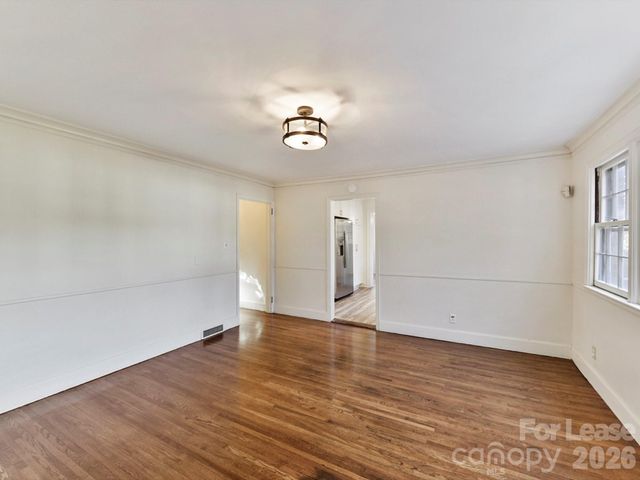 711 Mt Vernon Avenue, Charlotte, NC 28203