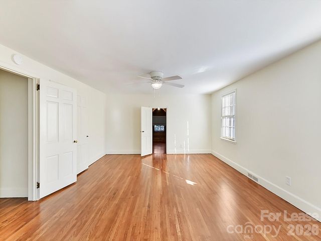 711 Mt Vernon Avenue, Charlotte, NC 28203