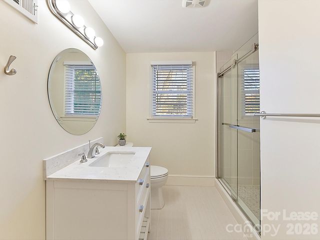 711 Mt Vernon Avenue, Charlotte, NC 28203