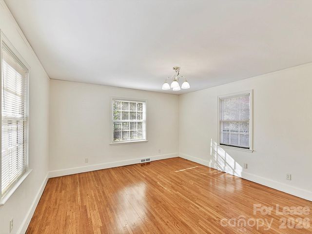 711 Mt Vernon Avenue, Charlotte, NC 28203