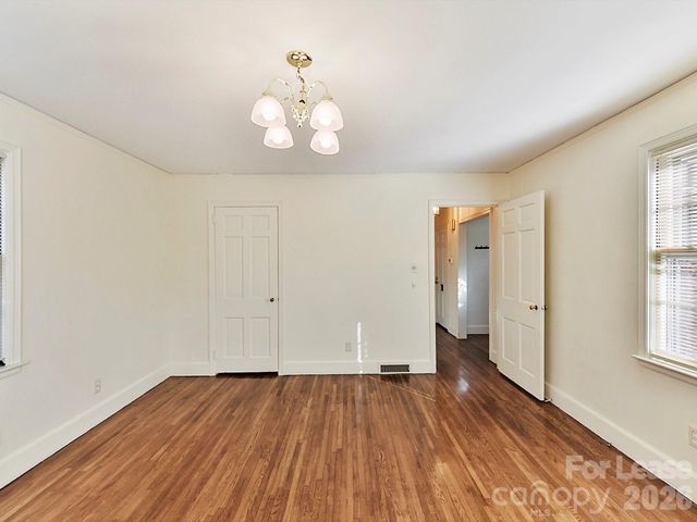 711 Mt Vernon Avenue, Charlotte, NC 28203