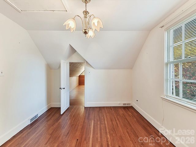 711 Mt Vernon Avenue, Charlotte, NC 28203