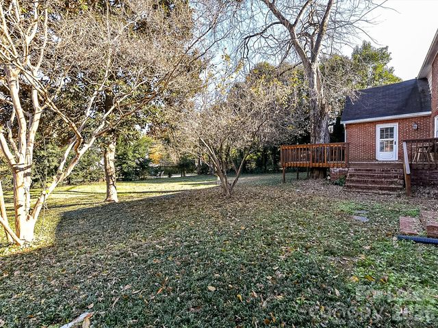 711 Mt Vernon Avenue, Charlotte, NC 28203