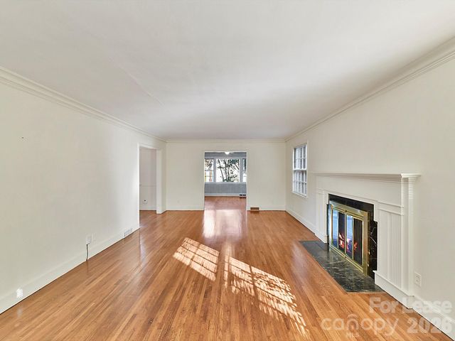 711 Mt Vernon Avenue, Charlotte, NC 28203