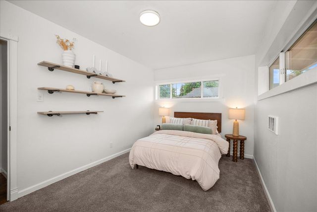 5709 S Magnolia St, Spokane, WA 99223