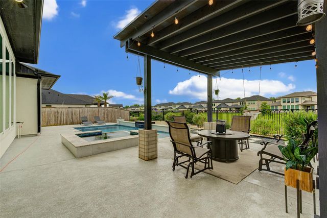 4822 Nolan Ridge Court, Sugar Land, TX 77479