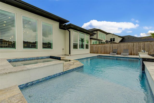 4822 Nolan Ridge Court, Sugar Land, TX 77479