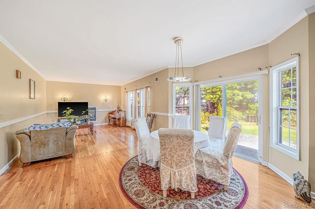 40 Bloomington Street, Medford, NY 11763