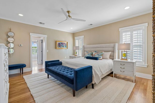 1587 Paradise Lake Drive, Mount Pleasant, SC 29464