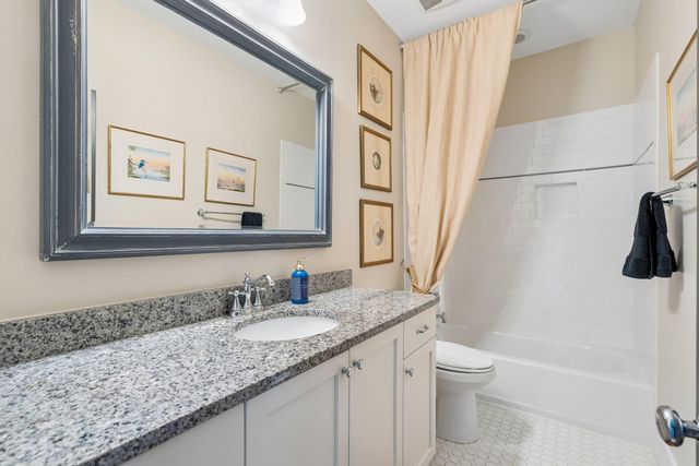 1587 Paradise Lake Drive, Mount Pleasant, SC 29464