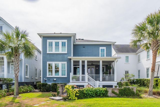 1587 Paradise Lake Drive, Mount Pleasant, SC 29464