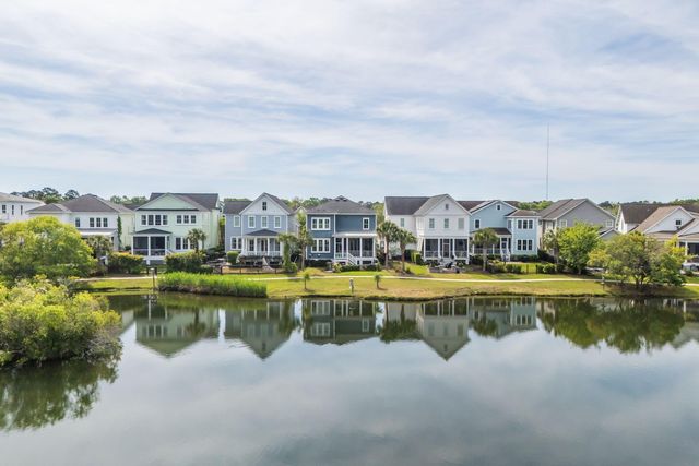 1587 Paradise Lake Drive, Mount Pleasant, SC 29464