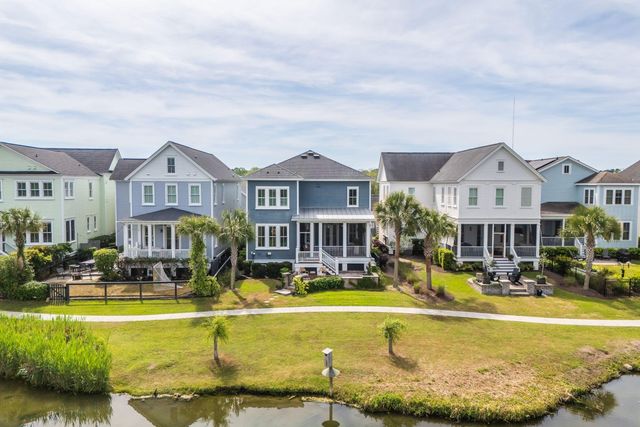 1587 Paradise Lake Drive, Mount Pleasant, SC 29464