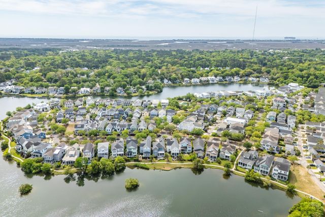 1587 Paradise Lake Drive, Mount Pleasant, SC 29464