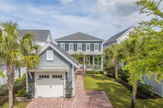 1587 Paradise Lake Drive, Mount Pleasant, SC 29464