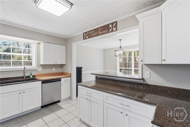 15 Barrington Circle, Savannah, GA 31419