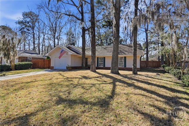 15 Barrington Circle, Savannah, GA 31419