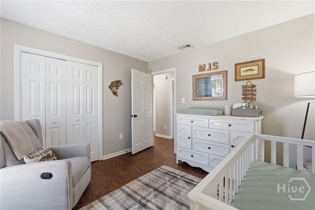 15 Barrington Circle, Savannah, GA 31419