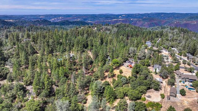 2758 sweetwater Trl, Cool, CA 95614