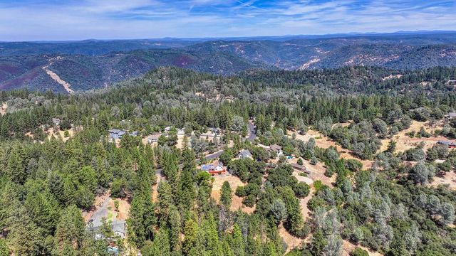 2758 sweetwater Trl, Cool, CA 95614