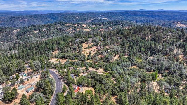 2758 sweetwater Trl, Cool, CA 95614
