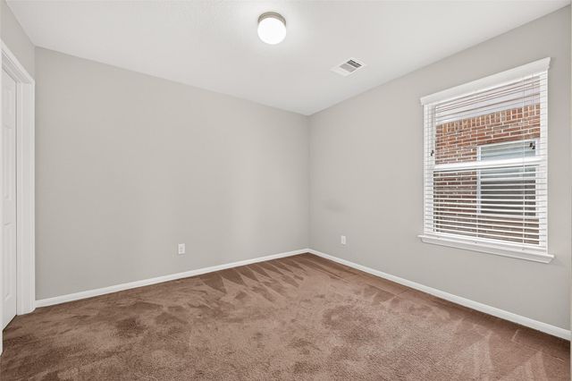2703 Fawn Mountain Drive, Fresno, TX 77545