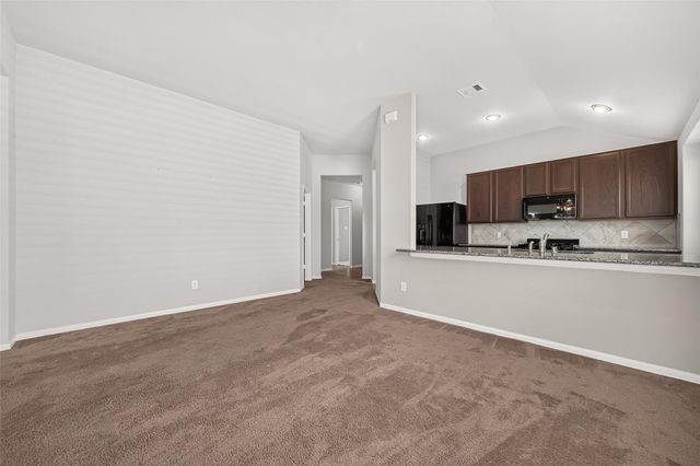 2703 Fawn Mountain Drive, Fresno, TX 77545