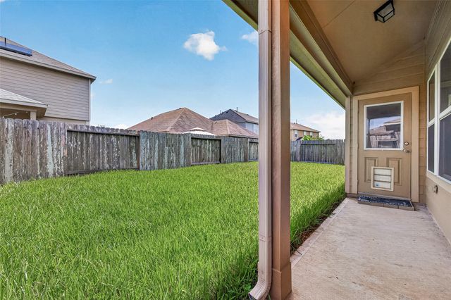 2703 Fawn Mountain Drive, Fresno, TX 77545