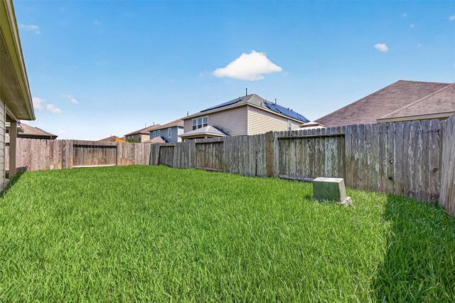 2703 Fawn Mountain Drive, Fresno, TX 77545
