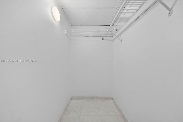 300 Bayview Drive 1711, Sunny Isles Beach, FL 33160