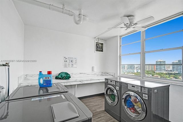 300 Bayview Drive 1711, Sunny Isles Beach, FL 33160