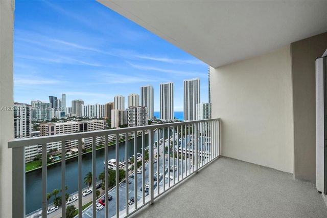 300 Bayview Drive 1711, Sunny Isles Beach, FL 33160