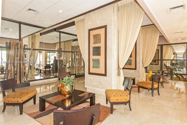 300 Bayview Drive 1711, Sunny Isles Beach, FL 33160