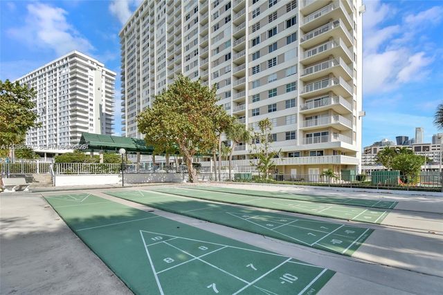 300 Bayview Drive 1711, Sunny Isles Beach, FL 33160